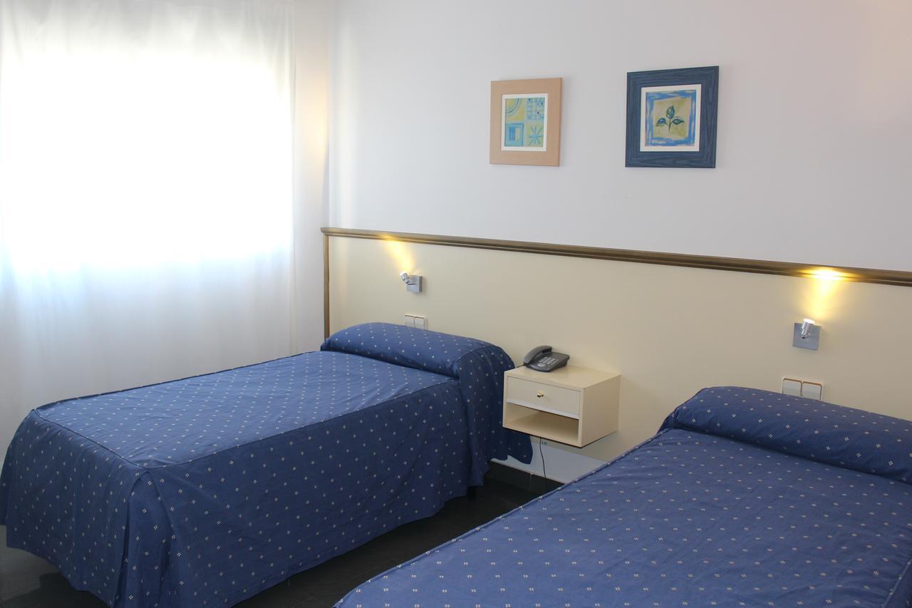 Hotel Velilla 2*